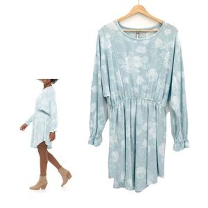 American Rag Blue Floral Dolman Sleeve Casual Dress Size Large Comfortable